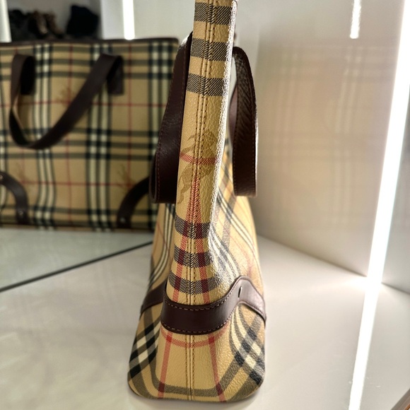 Burberry Haymarket Check Medium Tote - Picture 2 of 7